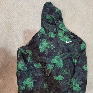 Nike Sportswear Club Men`s French Terry Hoodie Green Fern Print
